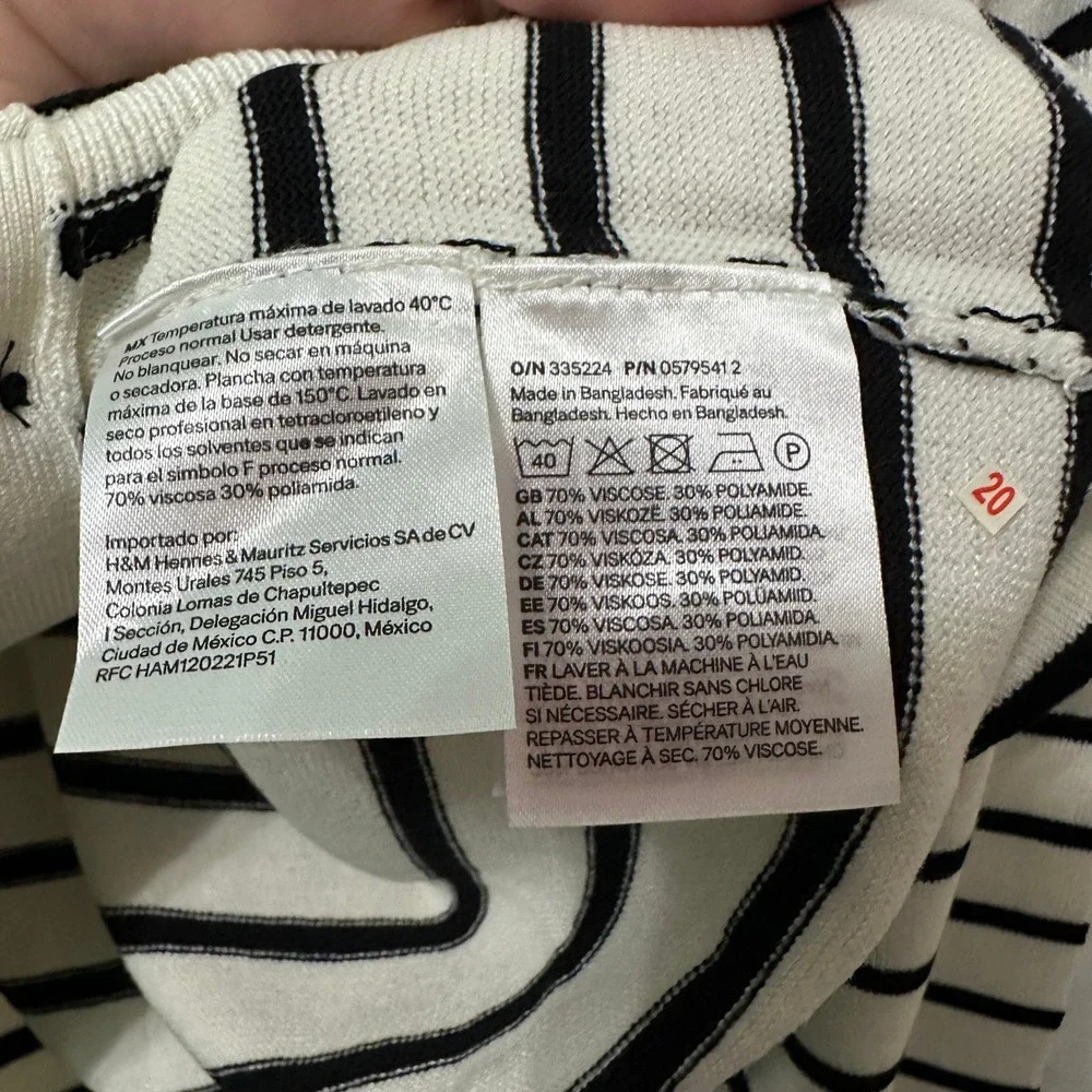 H&M Cardigan Sweater Womens Large Cream Black NEW Striped Button Front